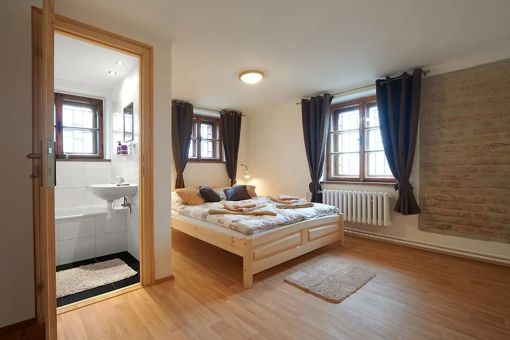 Usedlost Kotlářka Hotel Praga Pensión